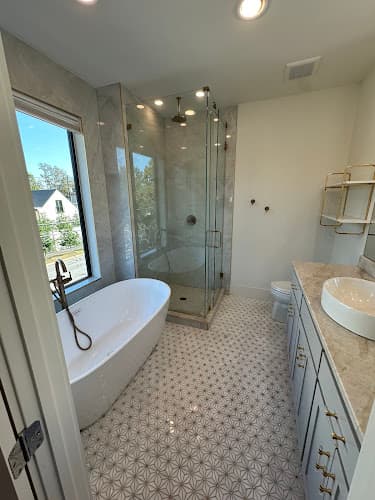 Amour Remodeling And Construction