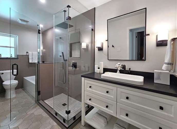 Simplicity Bath & Shower - Houston Bathroom Remodelers